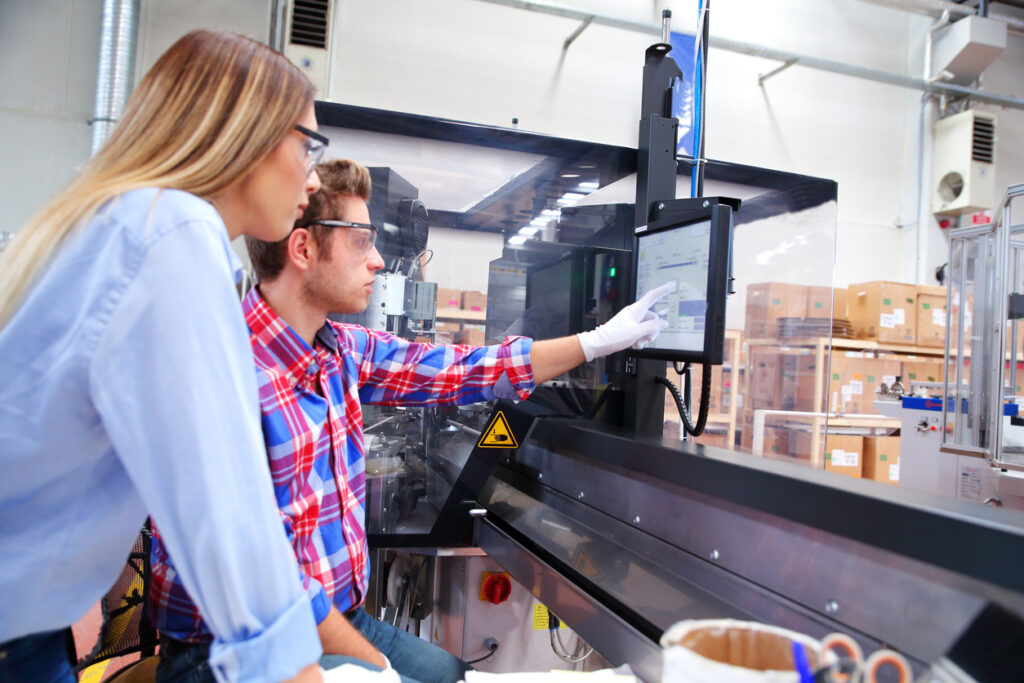 Украинские беженцы в Германии: от получения убежища до цен на жилье и продукты