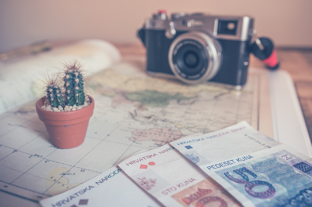 Как начать экономить деньги?