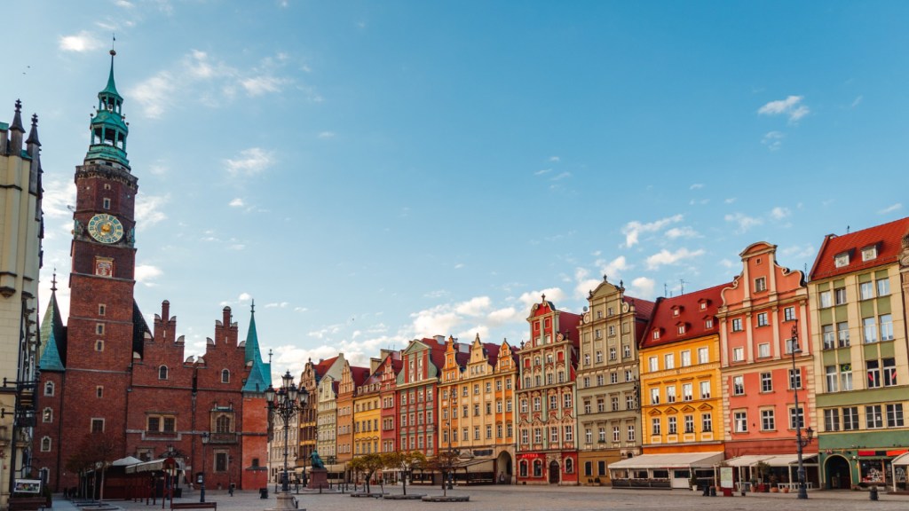 Як українцям купити нерухомість у Польщі