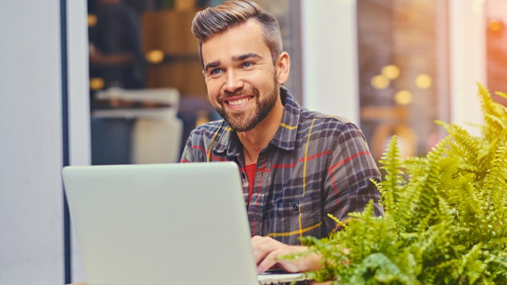 Фріланс для українців за кордоном: з чого почати