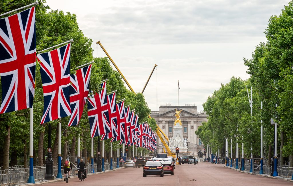 Darbo pasiūlymai Jungtinėje Karalystėje kokių profesijų specialistų šiuo metu reikia labiausiai Transfergo
