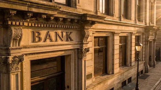 Cât durează un transfer bancar?