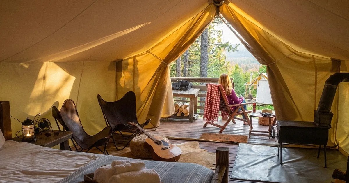 Keliaujame nekeliaujant: 5 „staycation“ idėjos