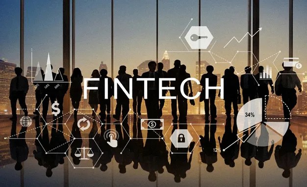 Mitų griovėjas: 5 mitai apie finansines technologijas