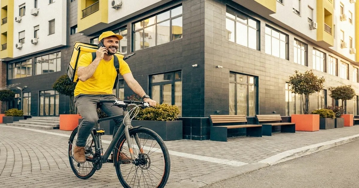 Работа курьером в Польше TransferGo