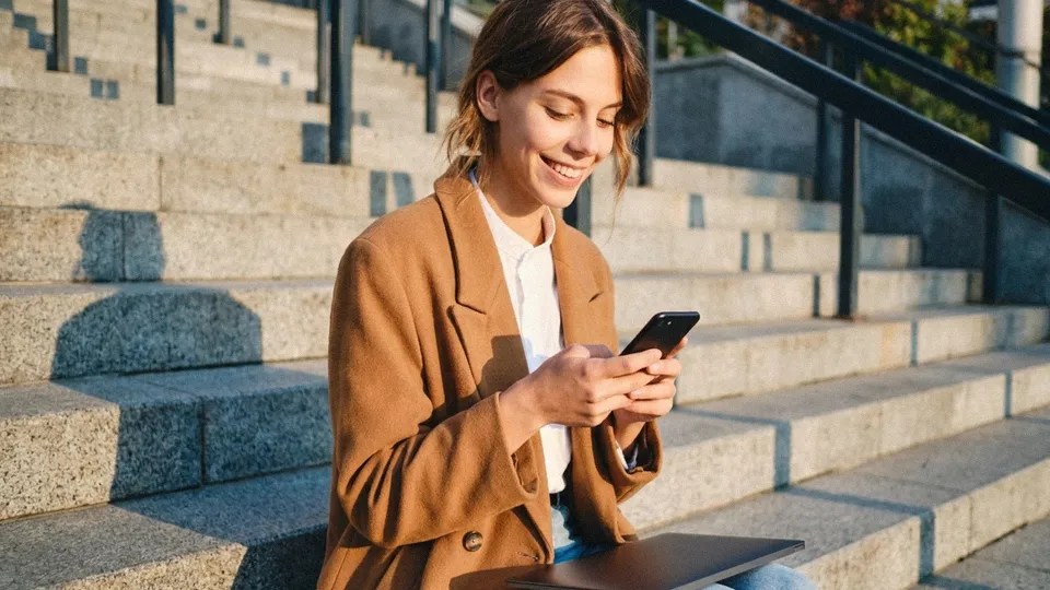 Revolut у Німеччині: які картки бувають, як оформити та скільки коштує