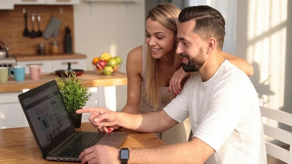 TransferGo czy Paypal Business