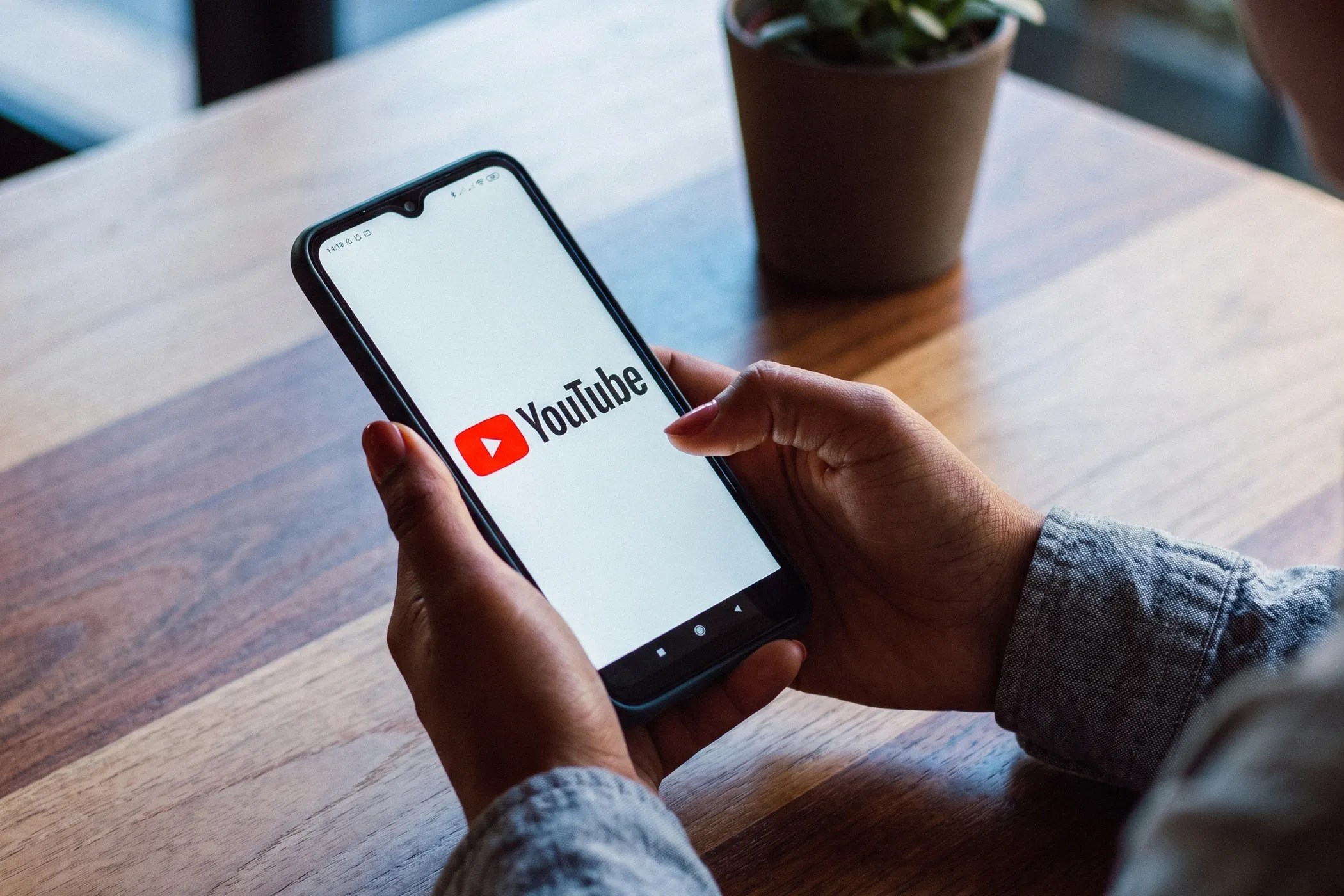 Все про життя у Польщі на YouTube-каналі TransferGo